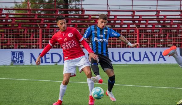 El fútbol uruguayo volvió con dos goles