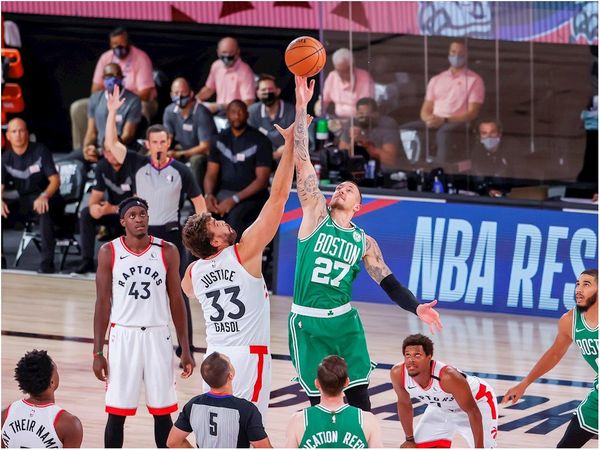 Celtics arrollan a los campeones