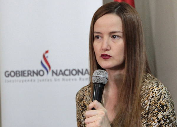 Exministra de Senavitat: “el foco debe estar en los vulnerables”