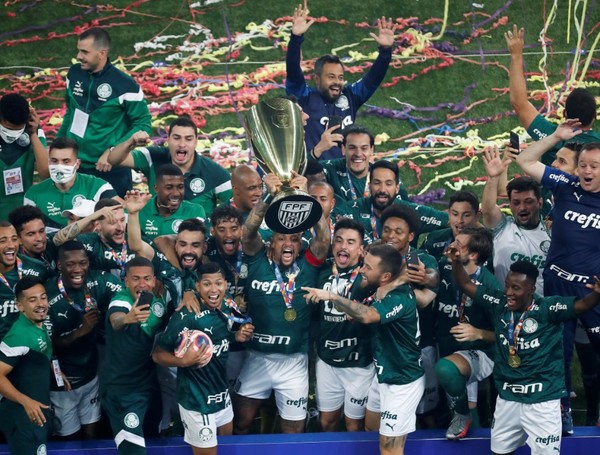 Palmeiras, con Gustavo Gómez, conquista el campeonato Paulista
