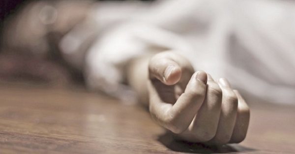 Mujer muere baleada en el interior de su vivienda