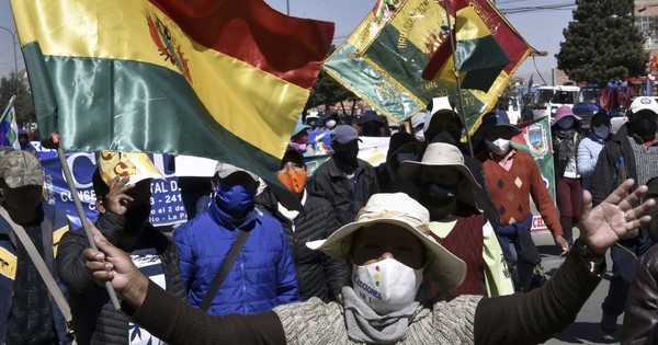 Fracasa diálogo en Bolivia por fecha de elecciones y seguirán las protestas