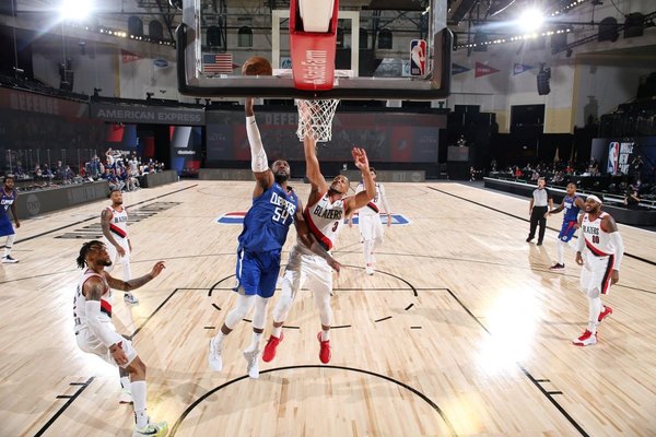 Los Clippers asestan un duro golpe a Portland en la NBA