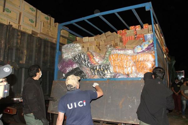 Incautación de convoy de contrabando evidencia permeabilidad de fronteras - Nacionales - ABC Color