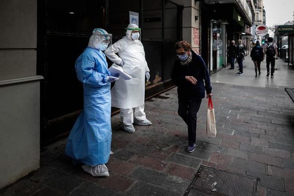 Francia se resiste a generalizar la obligación de llevar mascarilla en la calle - Mundo - ABC Color
