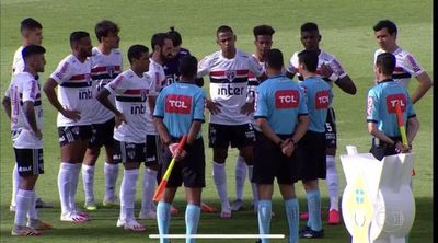Suspenden Goiás-Sao Paulo por casos COVID y los equipos estaban en cancha