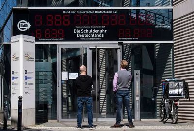 Millones de europeos en el camino hacia una crisis de deuda