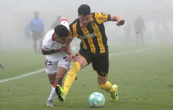 Nacional y Peñarol igualan a uno en otra edición del clásico uruguayo