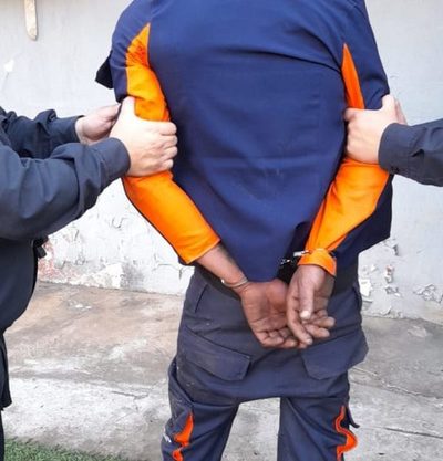 Apresan a delincuente en predio de Seccional Colorada N° 1 de CDE