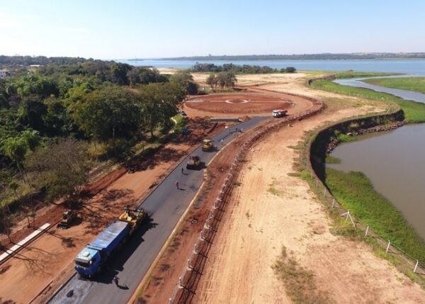 Costanera de Salto del Guairá toma forma