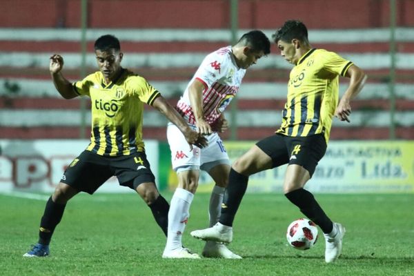 Guaraní empató con San Lorenzo y no pudo retomar la cima