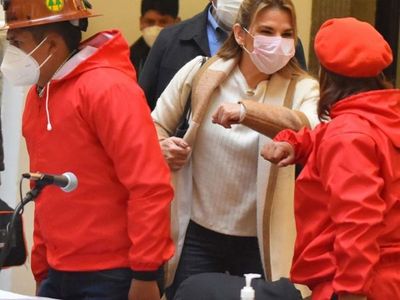 Diálogo fracasa en Bolivia y continúan cortes de rutas