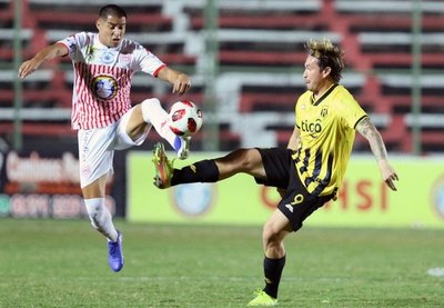 FRENADA UNA SANTA FRENADA | Crónica