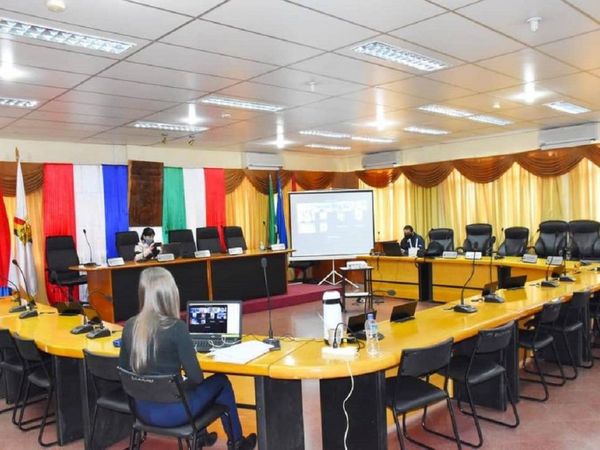 Junta Departamental de Itapúa suspende sesión por caso de Covid