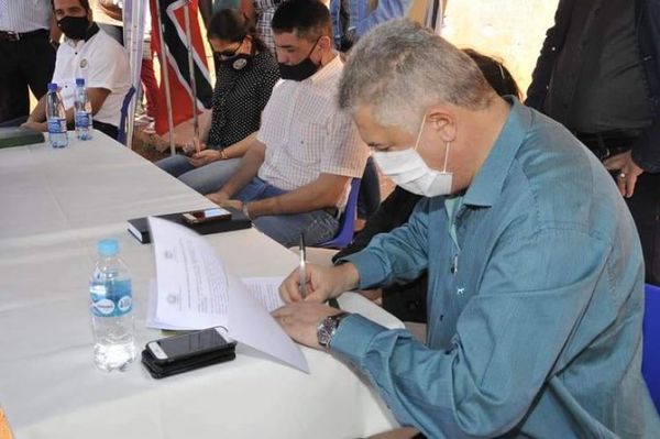 Pobladores de cuatro asentamientos recibirán sus títulos en forma gratuita