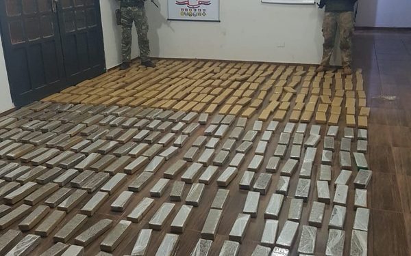 Incautan 346 kilos de marihuana en zona de Acaray