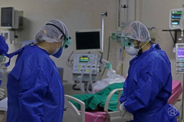 COVID-19: La idea es que los pacientes no ingresen a terapia, sostiene doctora