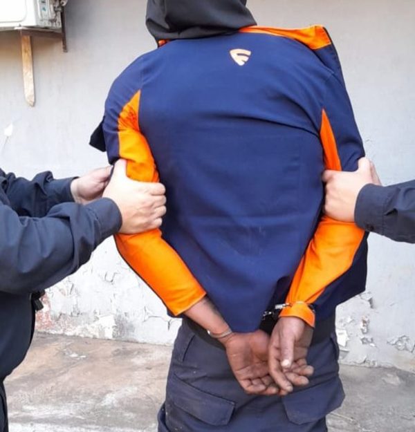 Joven debía cumplir arresto domicilio pero armado con estoque salió a asaltar – Diario TNPRESS
