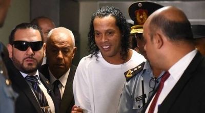 HOY / Ronaldinho: juez espera carpeta fiscal para fijar audiencia y finiquitar causa
