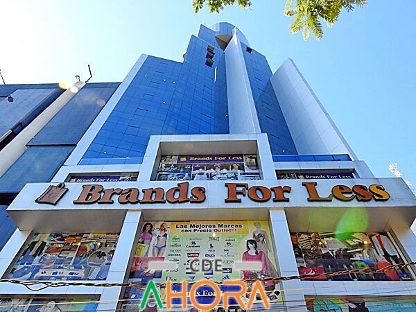 EVASORES DE CDE: Hadi Bassal Hassan de BRANDS FOR LESS