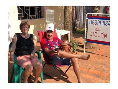 Despensa El Ciclón se instaló en la República