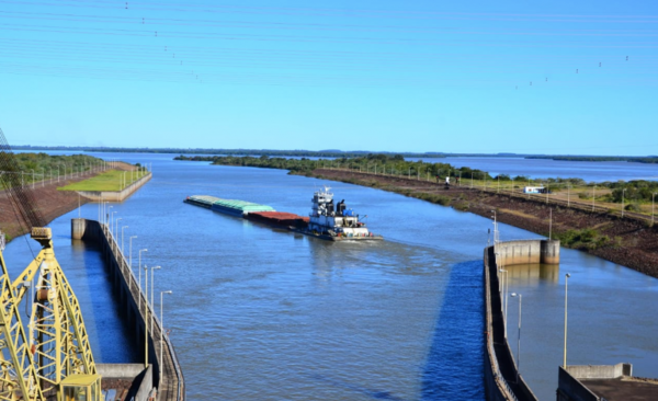 HOY / Yacyretâ prepara operación para transporte de granos por el Paraná