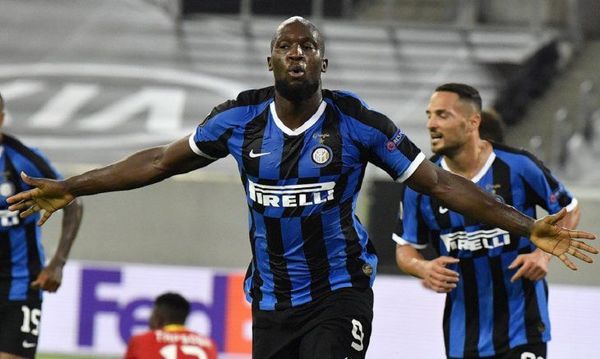 Lukaku lleva de la mano al Inter a semifinales de la Europa League