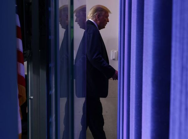 Sacan a Trump de rueda de prensa por tiroteo junto a la Casa Blanca - Mundo - ABC Color