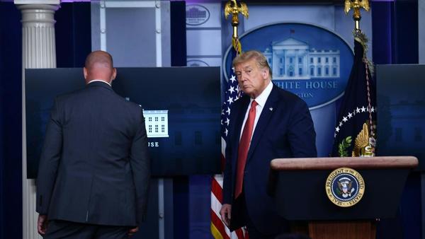 Sacan a Trump de una rueda de prensa por un tiroteo junto a la Casa Blanca » Ñanduti