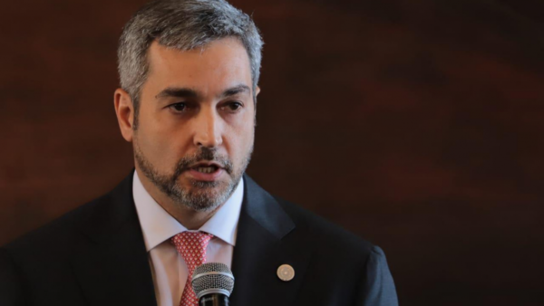 Asesores de Abdo auguran mejores meses