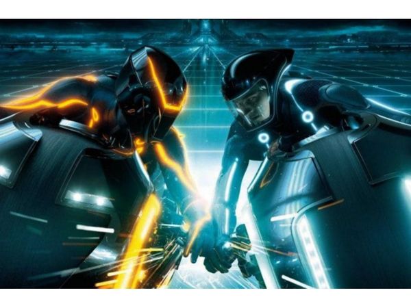 Disney relanza saga de Tron con J. Leto y director de Lion