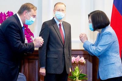Pekín envía cazas al estrecho de Taiwán ante alta visita de  EE.UU. - Mundo - ABC Color