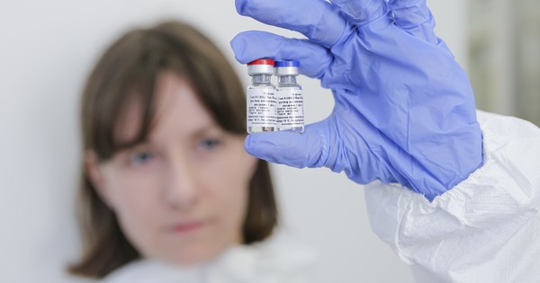 Rusia anuncia “primera” vacuna contra el coronavirus: “Sputnik V”