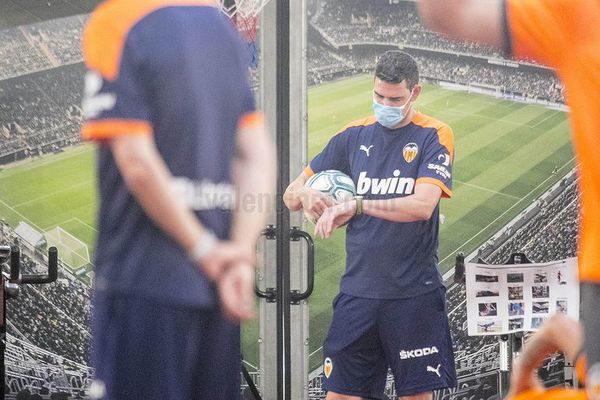 Dos positivos en el Valencia - Fútbol - ABC Color