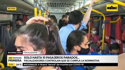 ¿Se respeta el límite de 10 pasajeros parados en los buses? - ABC Noticias - ABC Color