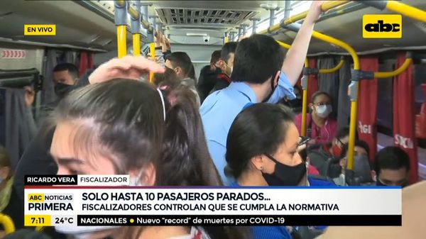¿Se respeta el límite de 10 pasajeros parados en los buses? - ABC Noticias - ABC Color
