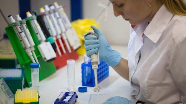 Putin anuncia registro de la primera vacuna contra el Covid-19