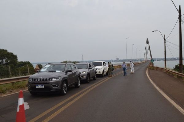 Misioneros prefieren mantener cerrado el puente internacional - Nacionales - ABC Color