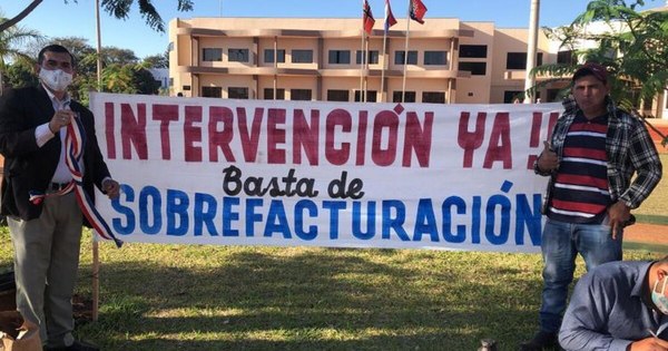 En carpas ciudadanos exigen intervención de la municipalidad de PJC