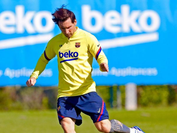 Leo Messi se entrena con normalidad
