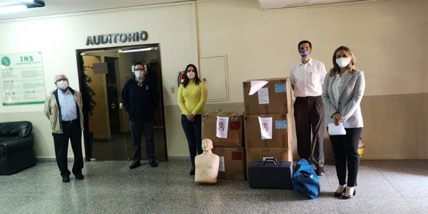 Operación Sonrisa dona equipos al Ministerio de Salud