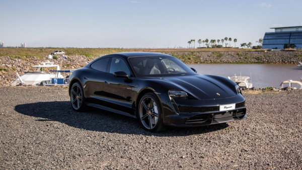 Primer deportivo 100% eléctrico de Porsche