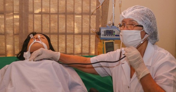 Salud suma 74 enfermeros para atención a pacientes en terapias por COVID-19