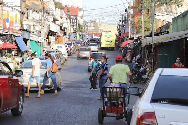 "No cierren otra vez, ya no vamos a aguantar" | Crónica