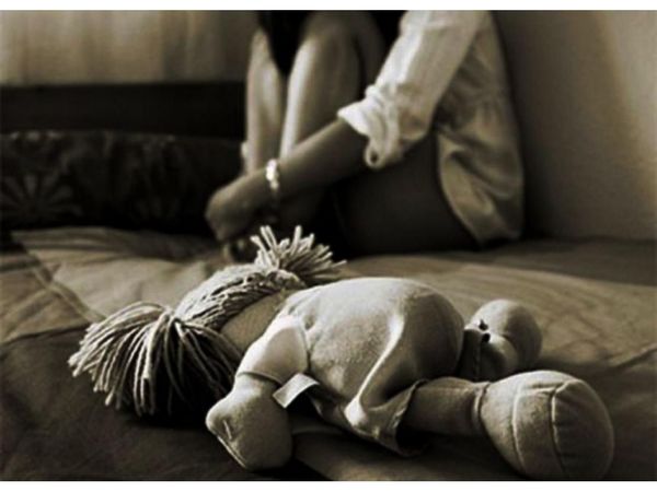 25 años para hombre que abusó de sus hijas