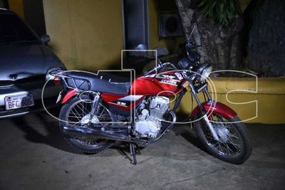 Frustran robo de motocicleta en Fernando de la Mora  - Nacionales - ABC Color