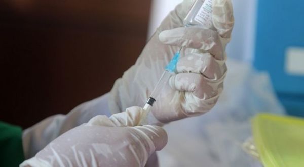 Advertencia de la OMS sobre la vacuna rusa contra el coronavirus