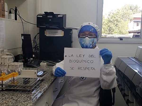 Bioquímicos, en pie de guerra contra biólogos por claro intento de usurpación de funciones - La Mira Digital