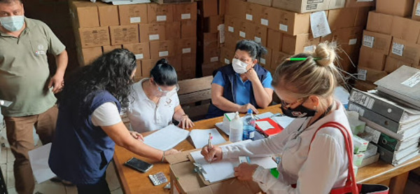 "A lo mejor un copetín tenía más documentación", afirma Yolanda Paredes sobre el depósito de Salud Pública en CDE » Ñanduti