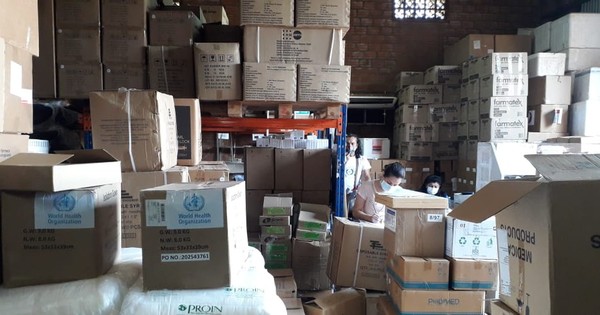 Hallan medicamentos vencidos en depósito de Salud Pública
